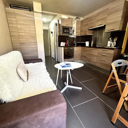 Apartment Bel Au Centre De La Station La Foux, Alpes Francaises Allos